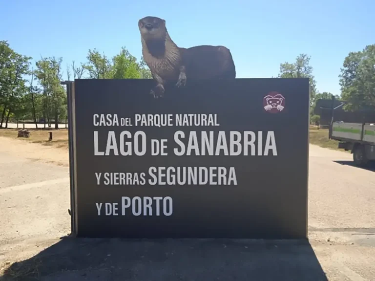 Casa del Parque Natural del Lago de Sanabria y Porto (Galende) - Iberlobo on Bike