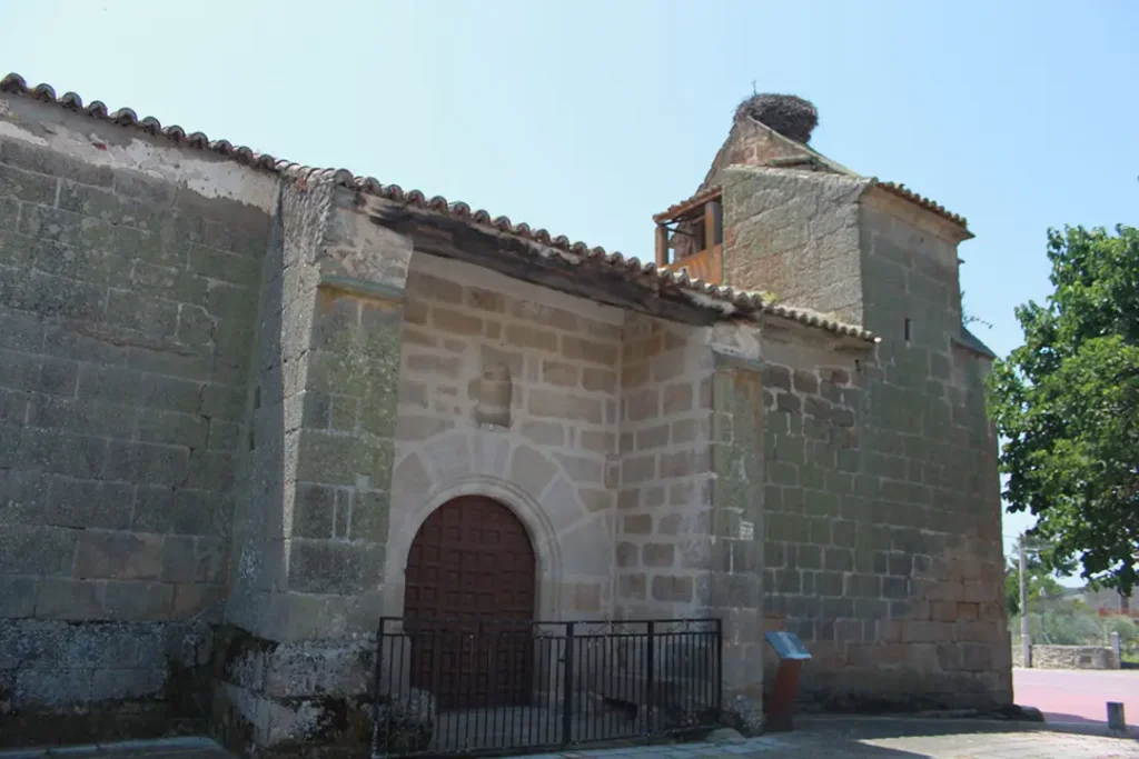 Iglesia de San Benito (Palazuelo de Sayago) - Iberlobo on Bike