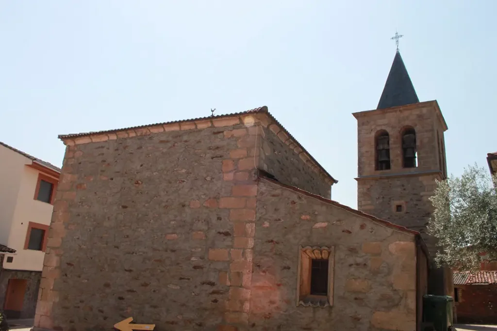 Iglesia de San Pelayo (Trabazos de Aliste) - Iberlobo on Bike