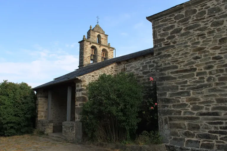 Iglesia de San Salvador (Sagallos) - Iberlobo on Bike