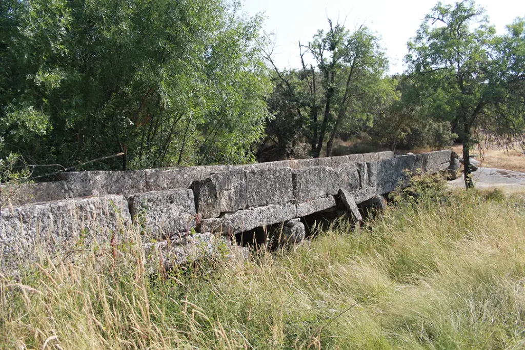 Molino de los Tejeros y Puente de la Tejera (Brandilanes) - Iberlobo on Bike