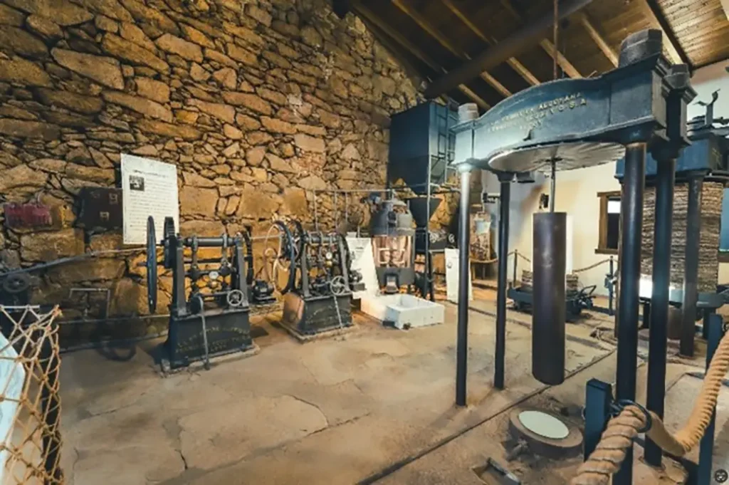 Museo del Aceite Fermoselle - Iberlobo on Bike