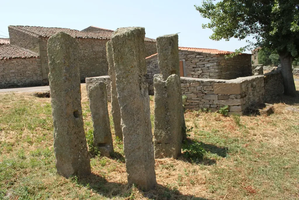 Potro de Herrar de Fornillos de Fermoselle - Iberlobo on Bike