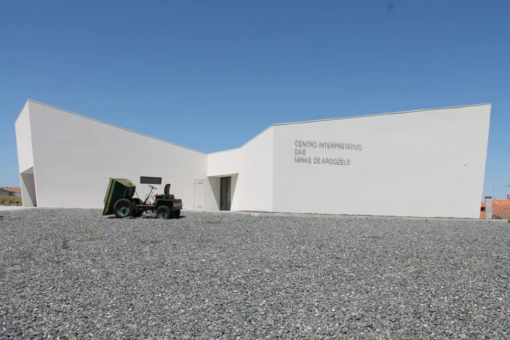 Centro Interpretativo das Minas de Argozelo - Iberlobo on Bike