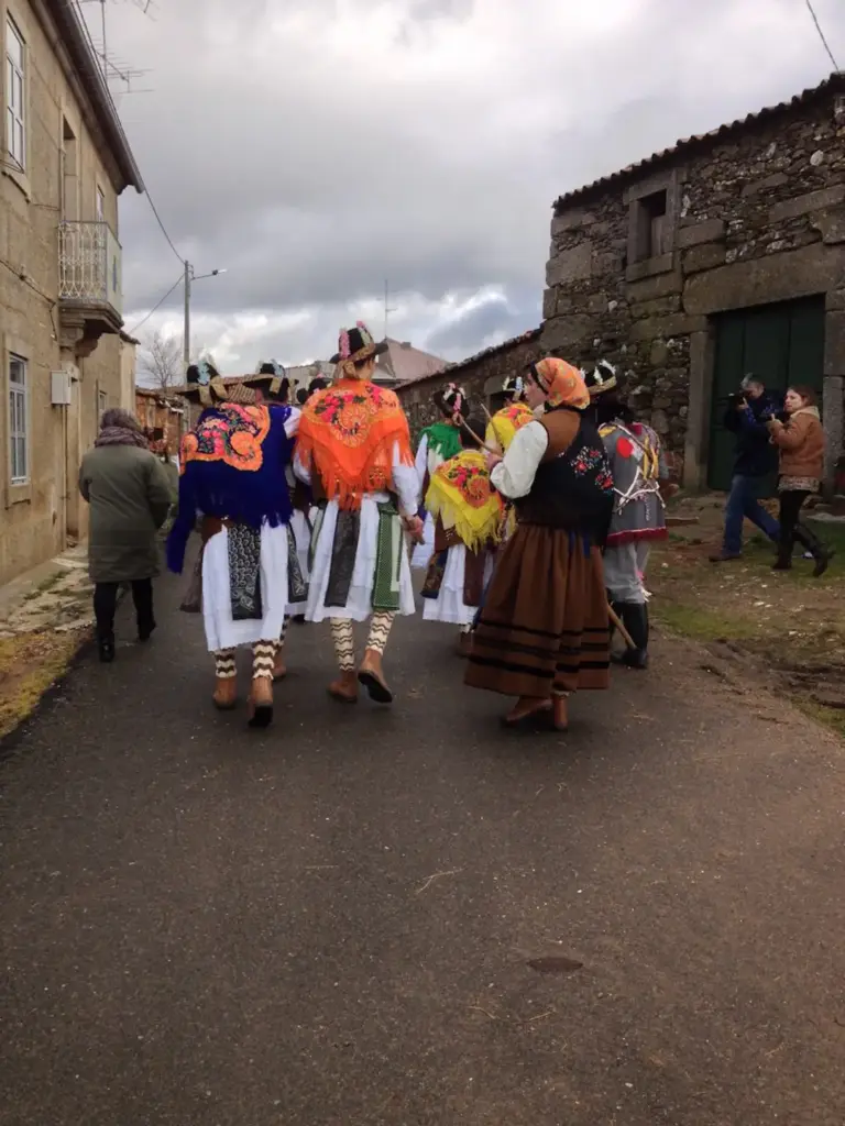 Fiesta de os moços o Fiesta de São João (Constantim) - Iberlobo on Bike