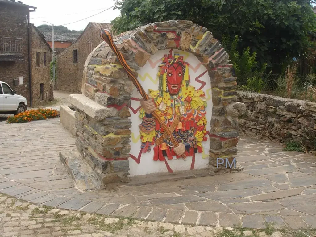 Fuente de O Careto de Varge - Iberlobo on Bike