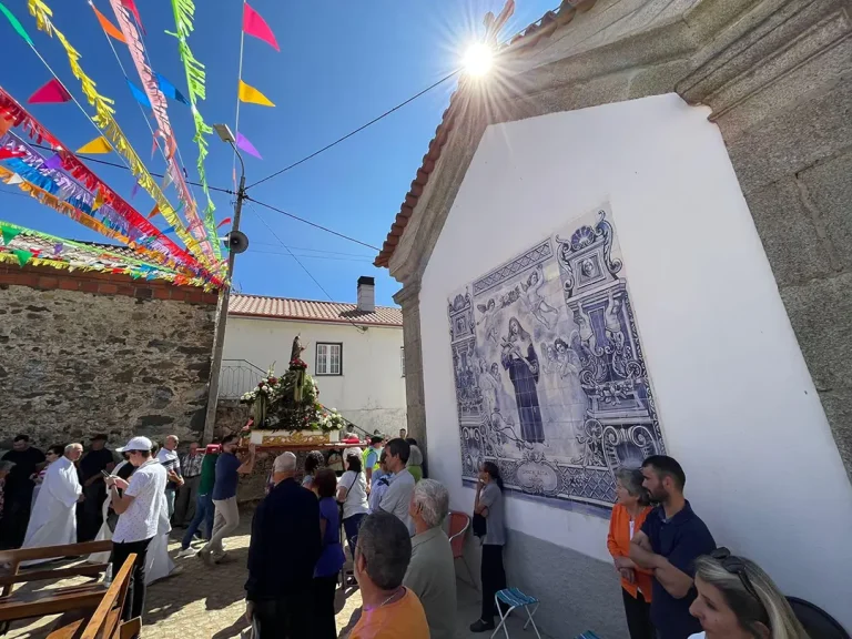 Iglesia Parroquial de Terroso / Iglesia de São Tomé (Bragança)