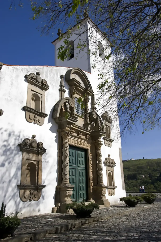 Iglesia de Santa María (Bragança) - Iberlobo on Bike