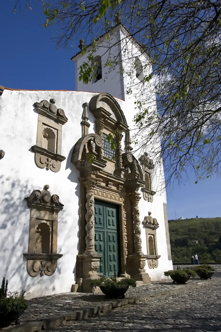 Iglesia de Santa María (Bragança) - Iberlobo on Bike