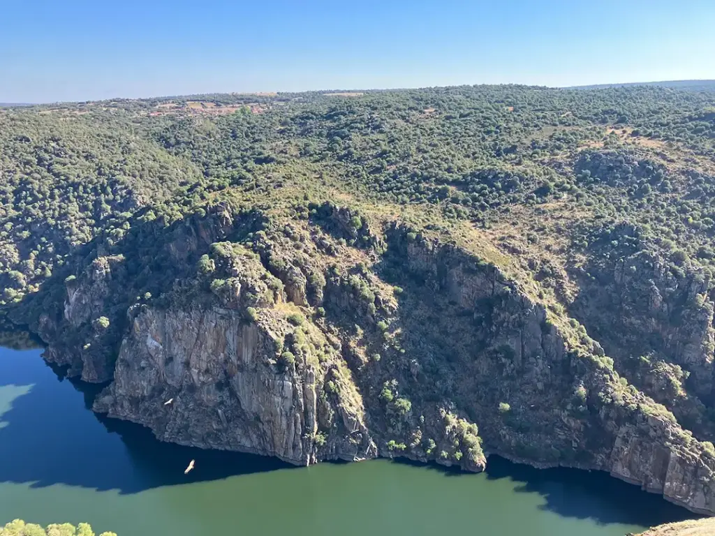 Mirador de A Faia Amarela / Castro de Cigaduenha (Vila Chã da Braciosa) - Iberlobo on Bike