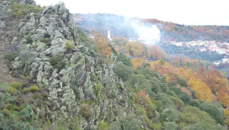 Mirador de Barrocal (Quintanilha) - Iberlobo on Bike