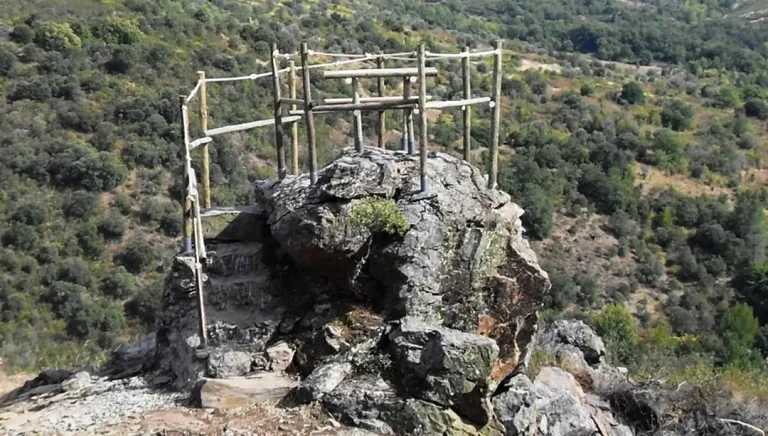 Mirador de Petada (Bragança) - Iberlobo on Bike