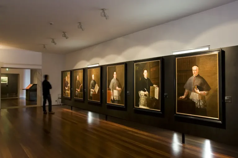 Museo del Abad de Baçal (Bragança) - Iberlobo on Bike