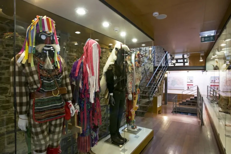 Museo Ibérico de la Máscara y el Traje (Bragança) - Iberlobo on Bike