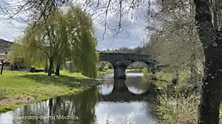 Ponte sobre o Río Angueira (Vimioso) - Iberlobo on Bike