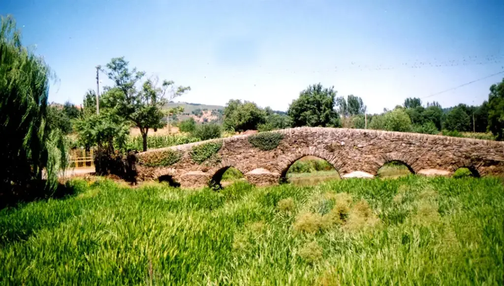 Puente medieval de Frieira - Iberlobo on Bike