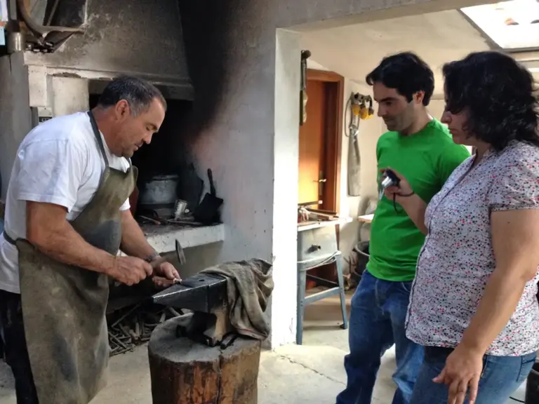 Taller de Cuchillería (Sendim) - Iberlobo on Bike